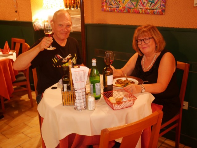 Viimeisellä aterialla Italiassa Il Carpaccio ravintolassa.